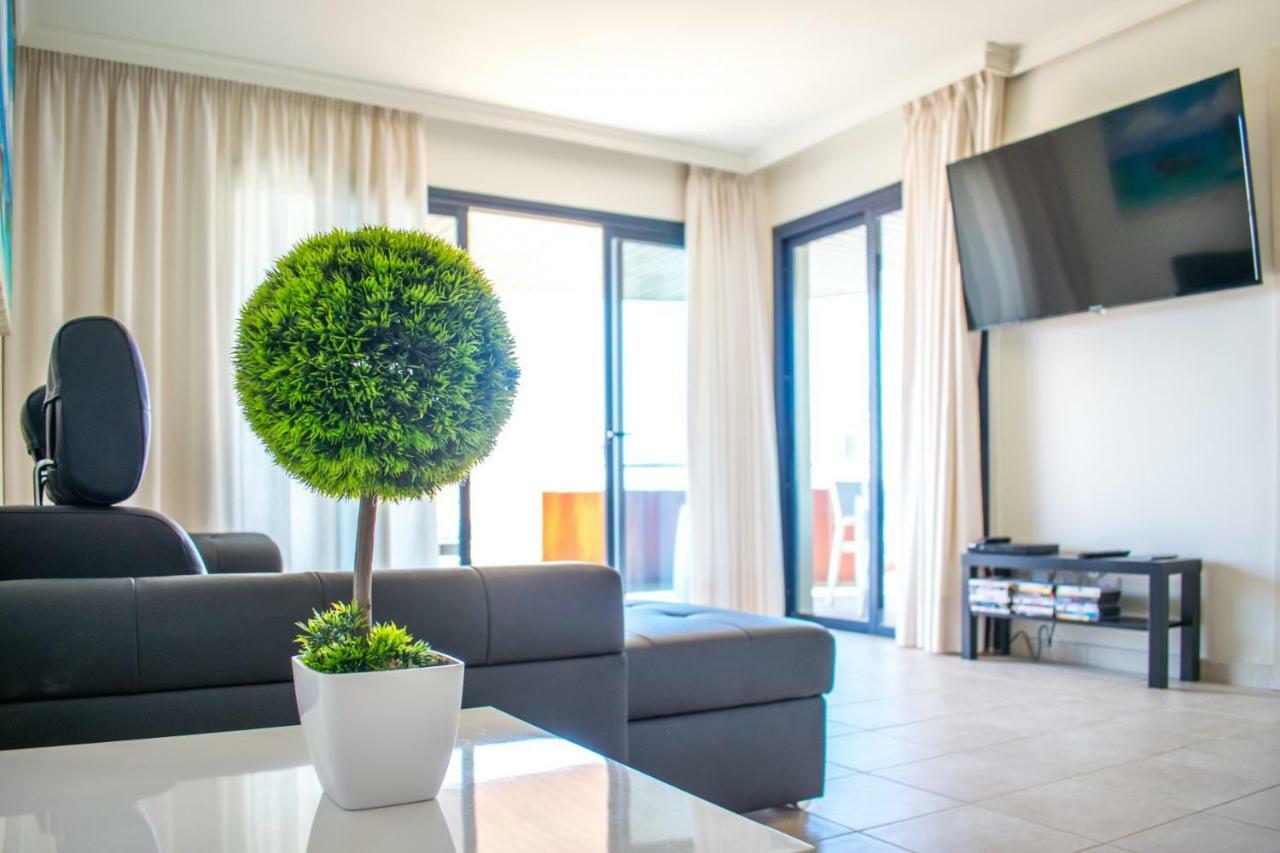 Large Terrace With Views On The Cliffs At Balcon De Los Gigantes Puerto de Santiago  Luaran gambar